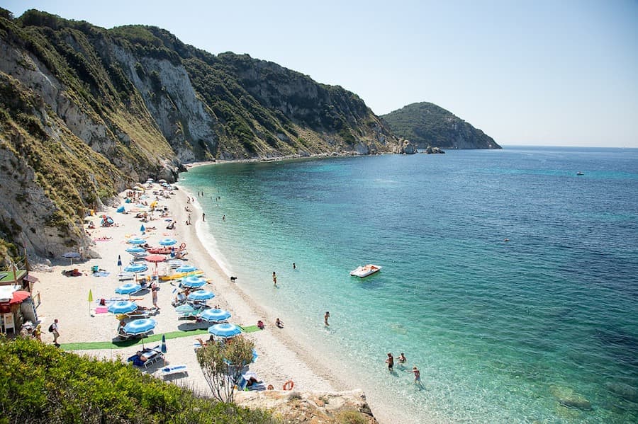 Elba, la isla que te devuelve tu dinero si llueve