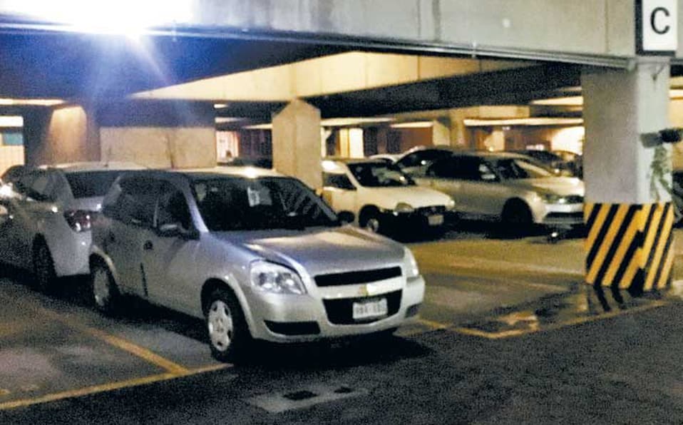 Capitalinos pagan más de 200 mil pesos por cajones de estacionamiento