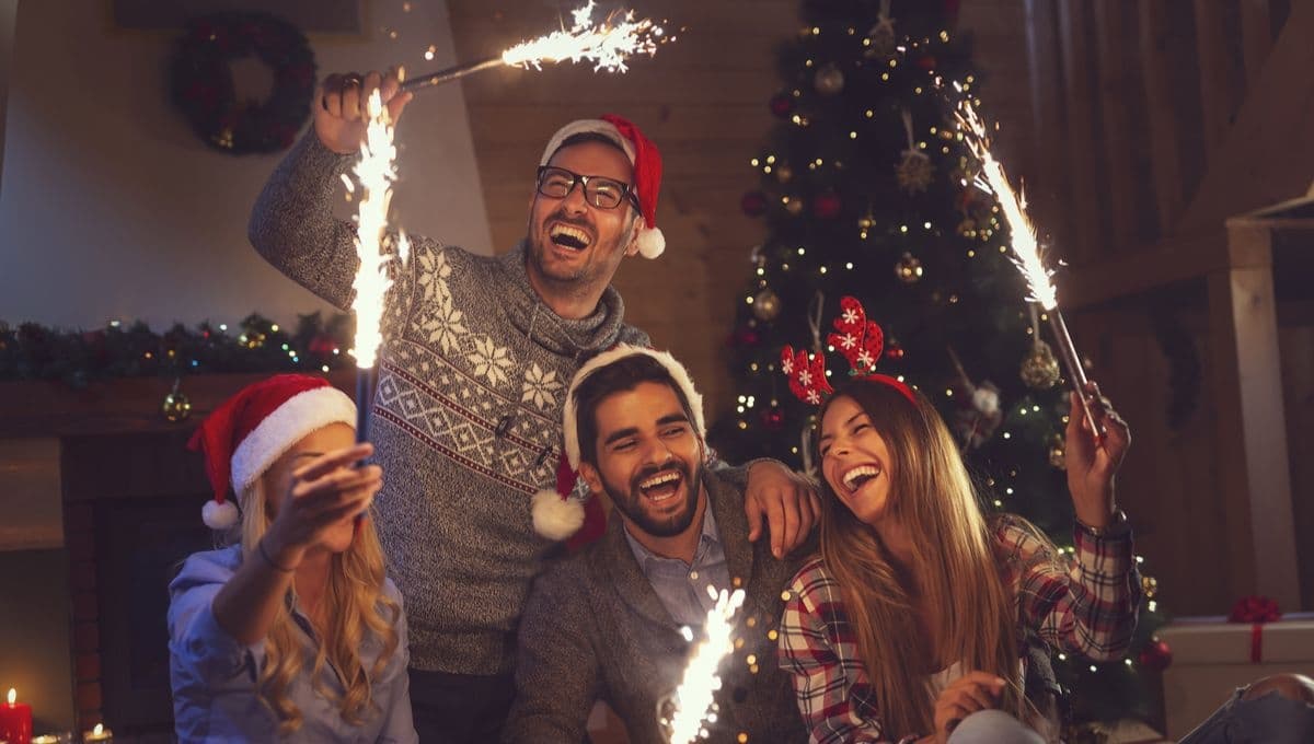 5 juegos para navidad divertidos para adultos que puedes jugar con tu familia