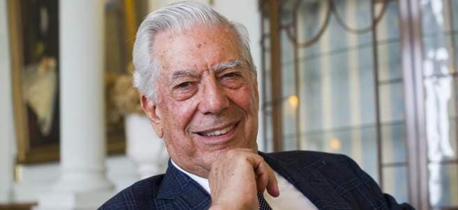 Los mexicanos están embelesados por AMLO: Vargas Llosa
