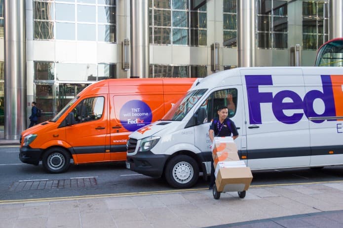 FedEx es investigada por China tras desvío de paquetes Huawei