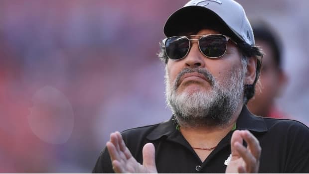 Maradona tendría síntomas de alzheimer reportan en Argentina