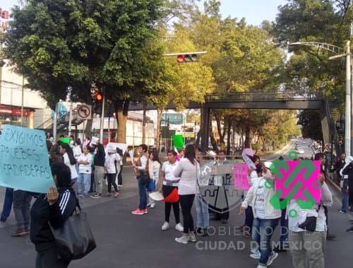 Bloquean Insurgentes;  exigen se liberar al sacerdote Francisco Javier Bautista
