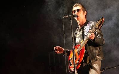 Ve aquí el mini documental que hicieron los Arctic Monkeys en la CDMX