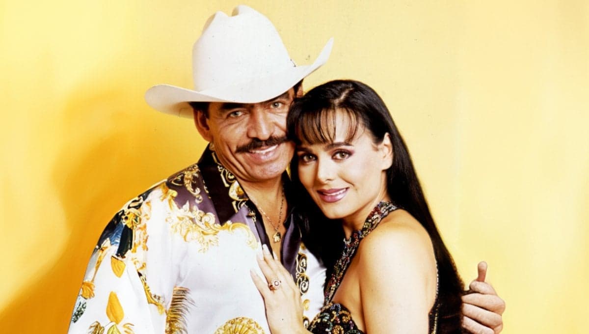 ¿Con qué mujer ENGAÑÓ Joan Sebastian a Maribel Guardia? La actriz asegura que ya la perdonó
