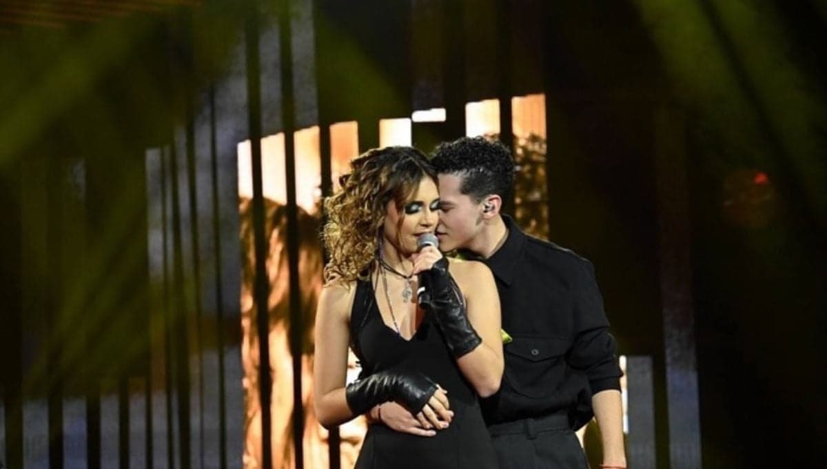 Mario Girón y Mar Lara no niegan su romance durante un en vivo con los finalistas de La Academia