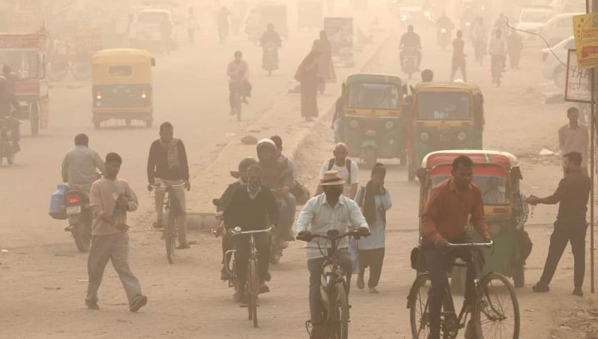India rompe récord de contaminación y en medio de la emergencia cierran escuelas
