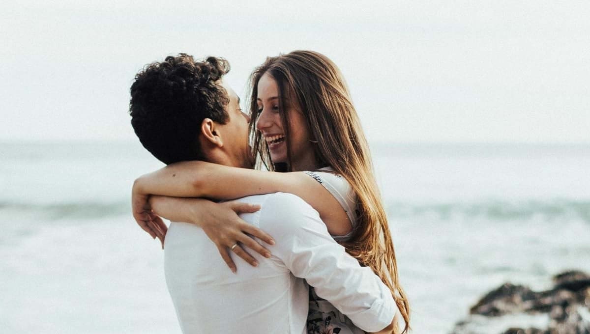 3 signos que tendrán suerte en el AMOR en 2025 según Mhoni Vidente