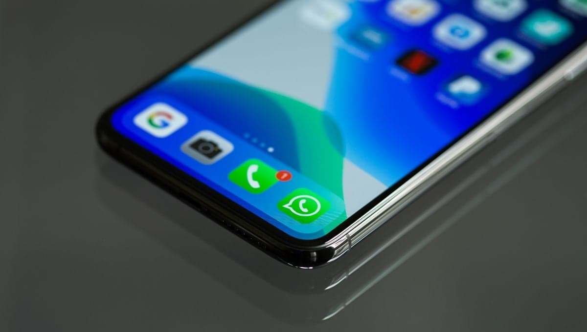 ¿Qué celulares que dejarán de tener WhatsApp en febrero 2025? Modelos y marcas