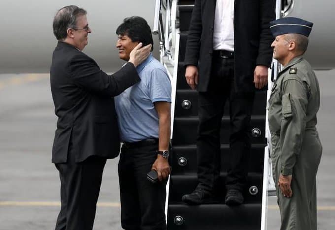 Senado asciende a general que trajo a México a Evo Morales