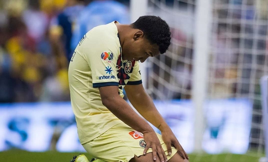Filtran fotos íntimas y sexting del americanista Roger Martínez
