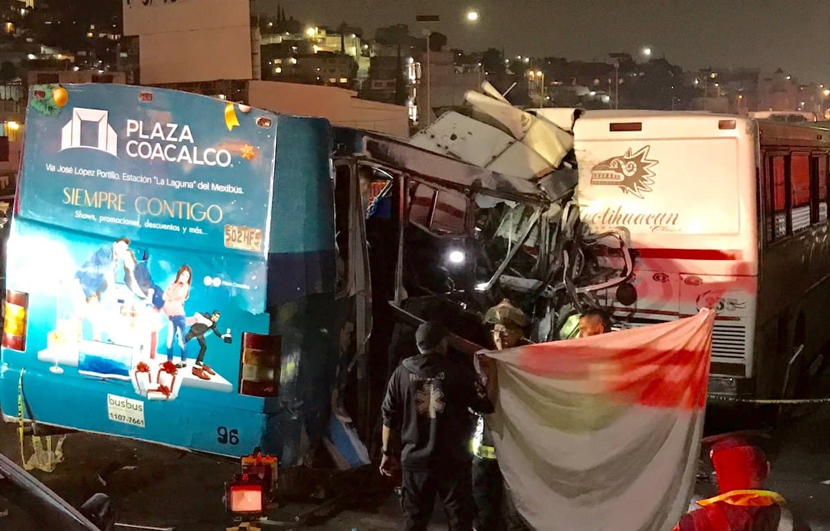 Dan a conocer lista de heridos por el accidente en la autopista México-Pachuca