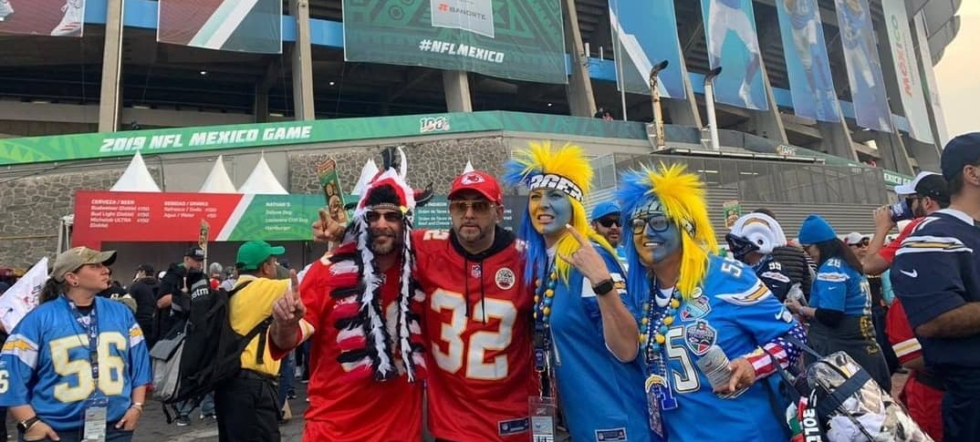 Asaltan a 50 aficionados de la NFL en el Estadio Azteca