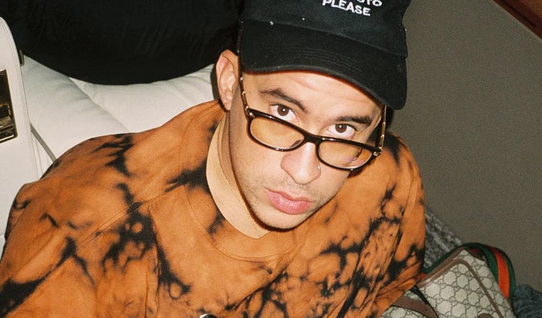 Las etapas del duelo en canciones de Bad Bunny