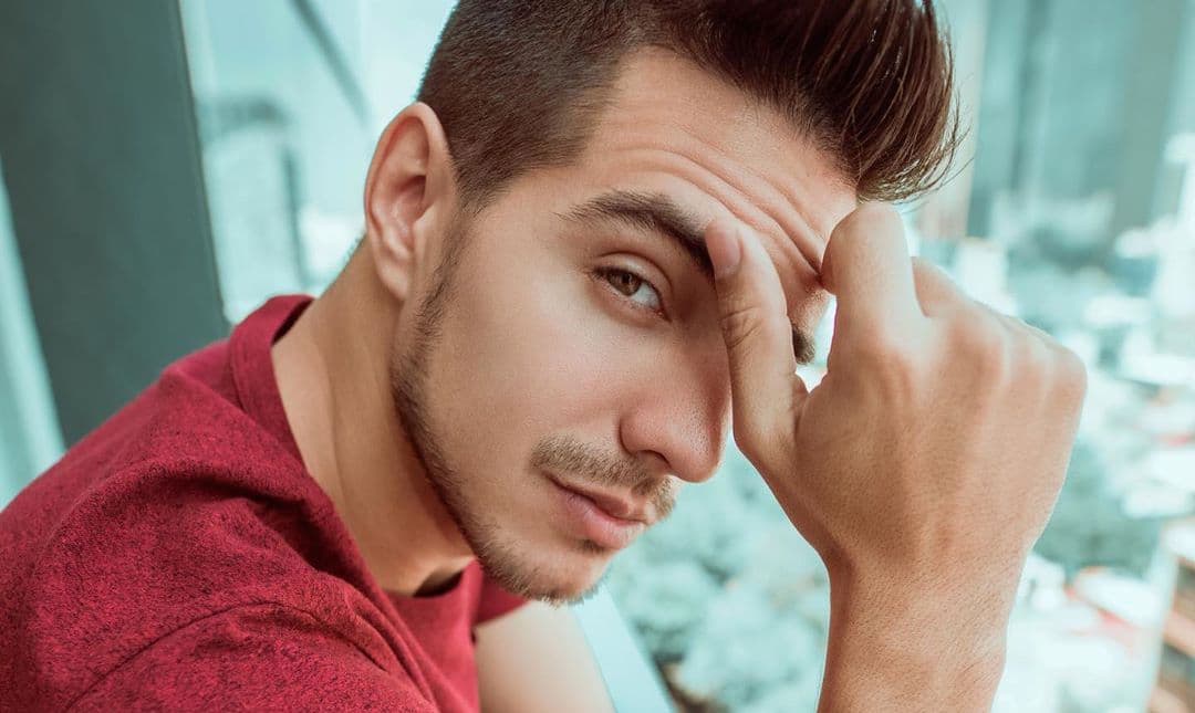 Ella podría ser la novia de Vadhir Derbez desde hace un año