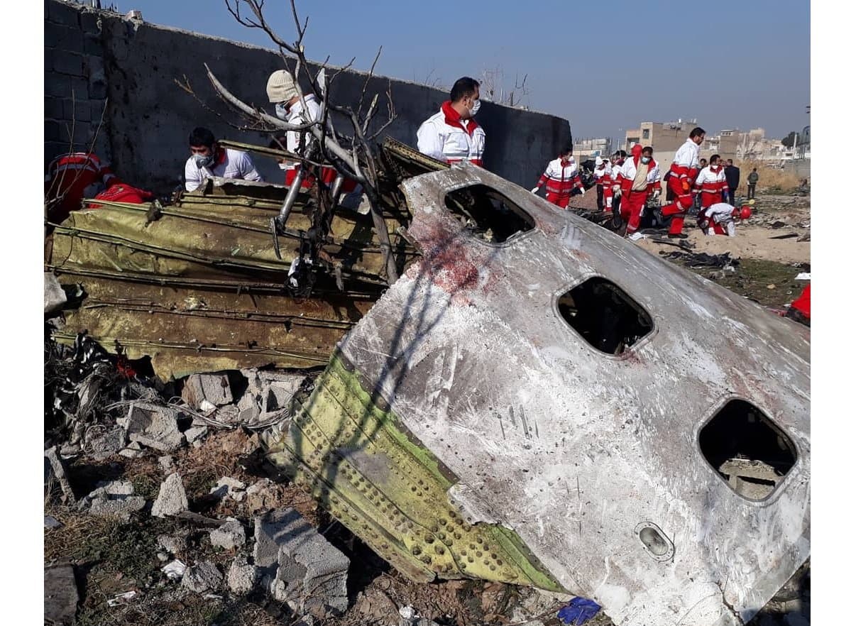 Revelan primeras imágenes del accidente del avión ucraniano en Irán 