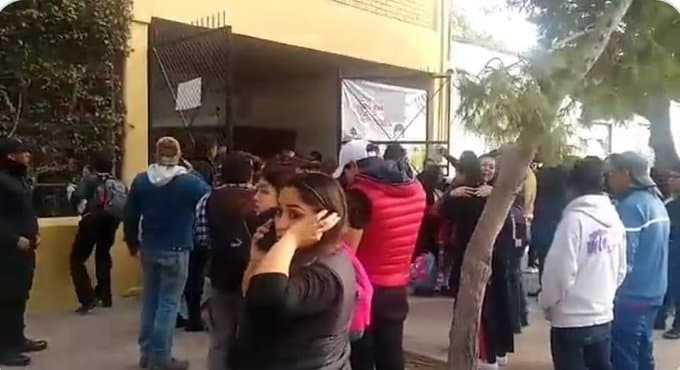 Balacera en colegio de Torreon, Coahulia, deja dos muertos
