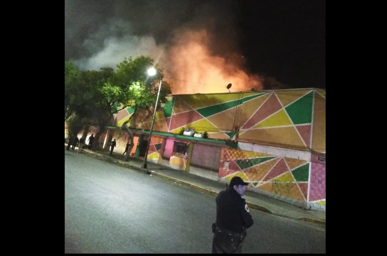 Esto sabemos del incendio en el mercado Morelos