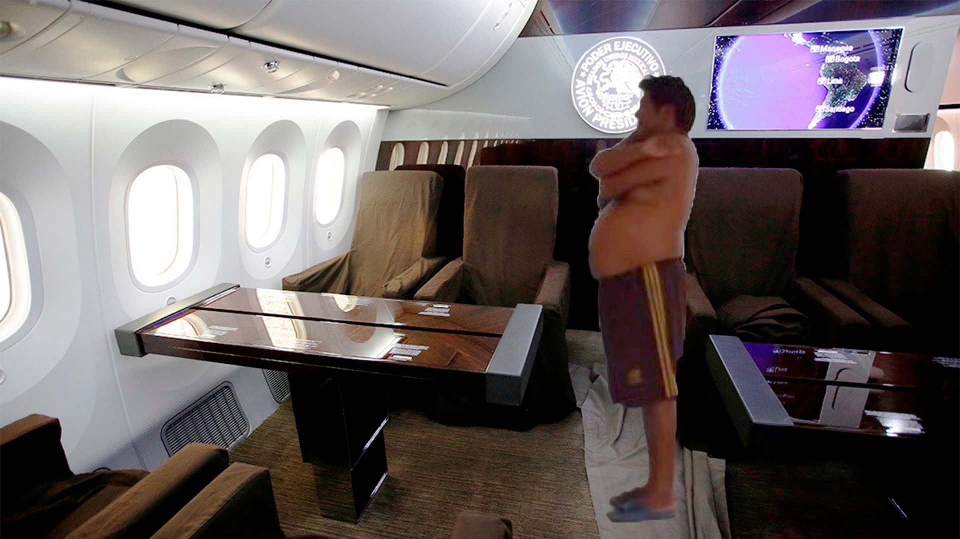 AMLO anuncia rifa del avión presidencial y los memes se vuelan