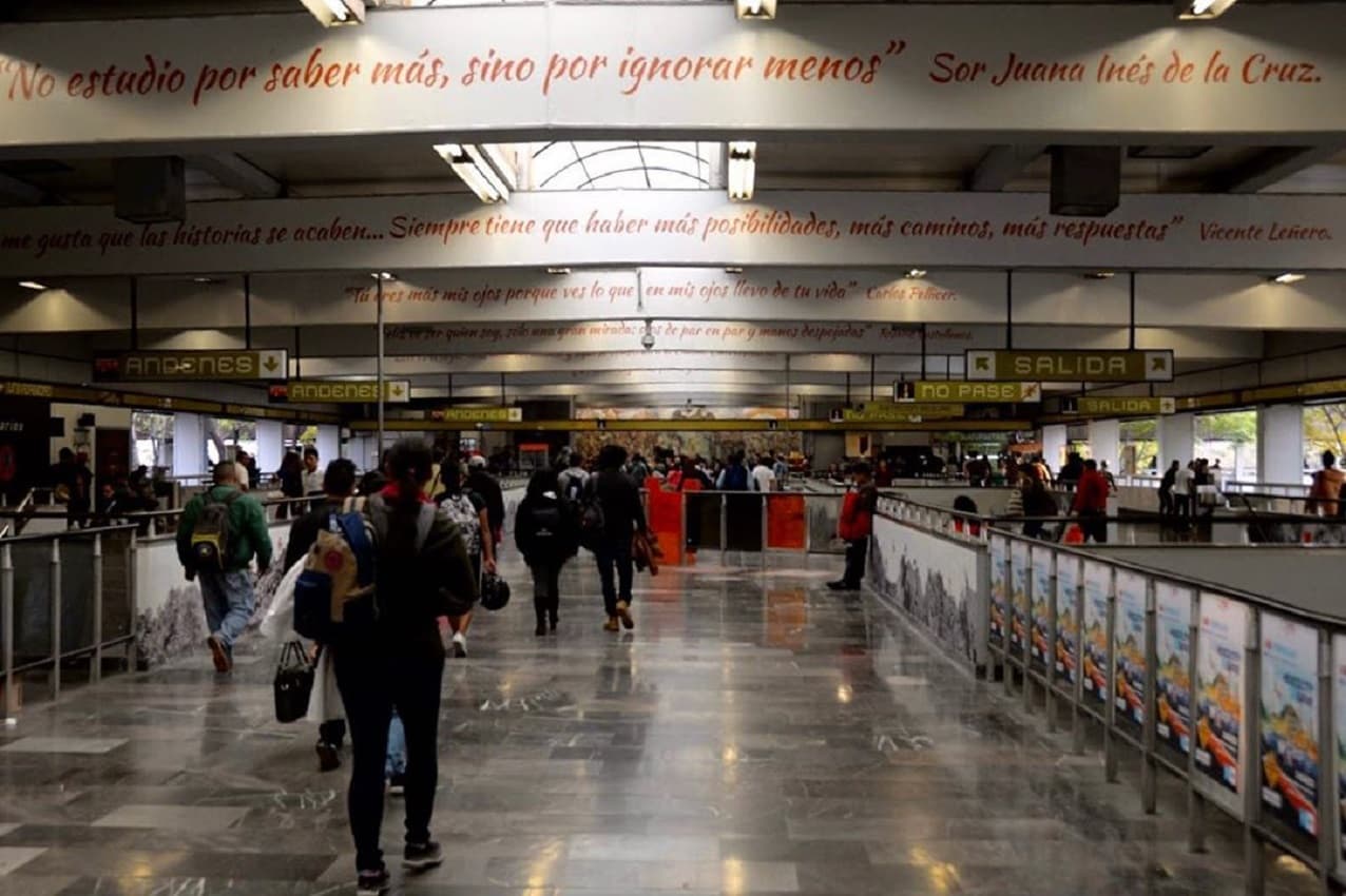 Estudiantes viajarán gratis en Metro de la CDMX hasta nuevo aviso