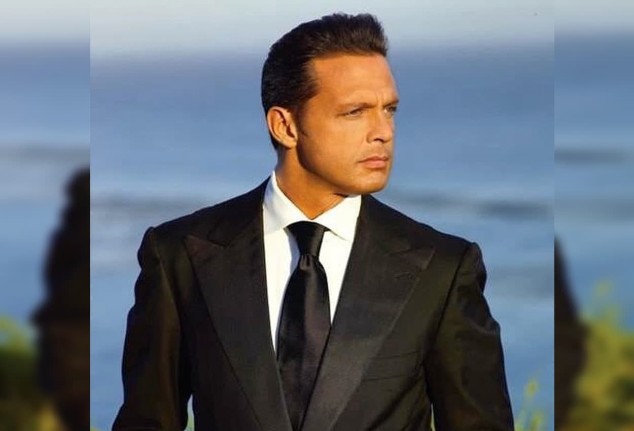 Luis Miguel es captado viajando en Metro