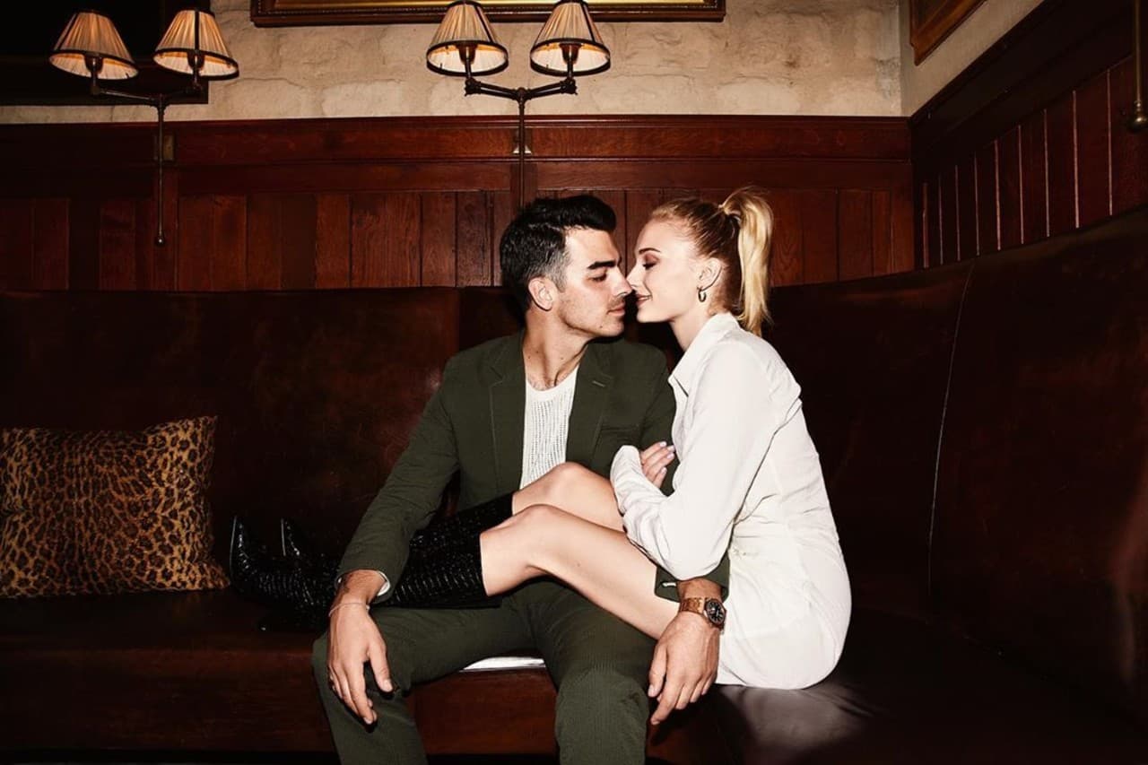 Joe Jonas y Sophie Turner están esperando su primer hijo