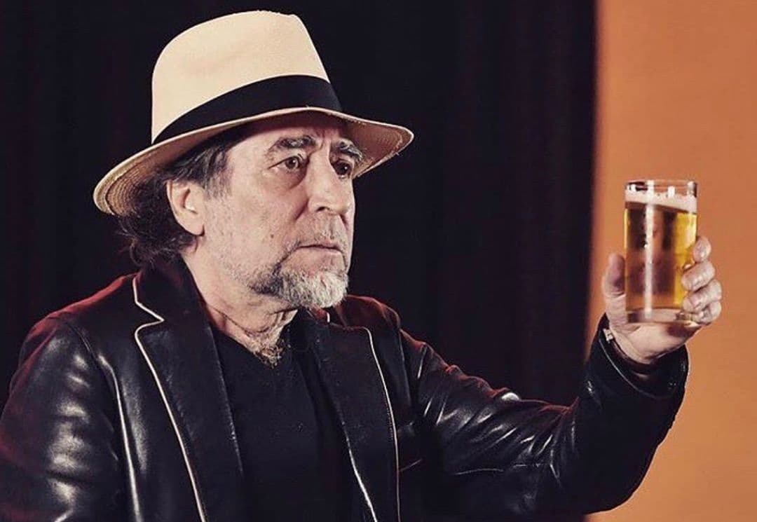 Joaquín Sabina se cae del escenario justo en el día de su cumpleaños