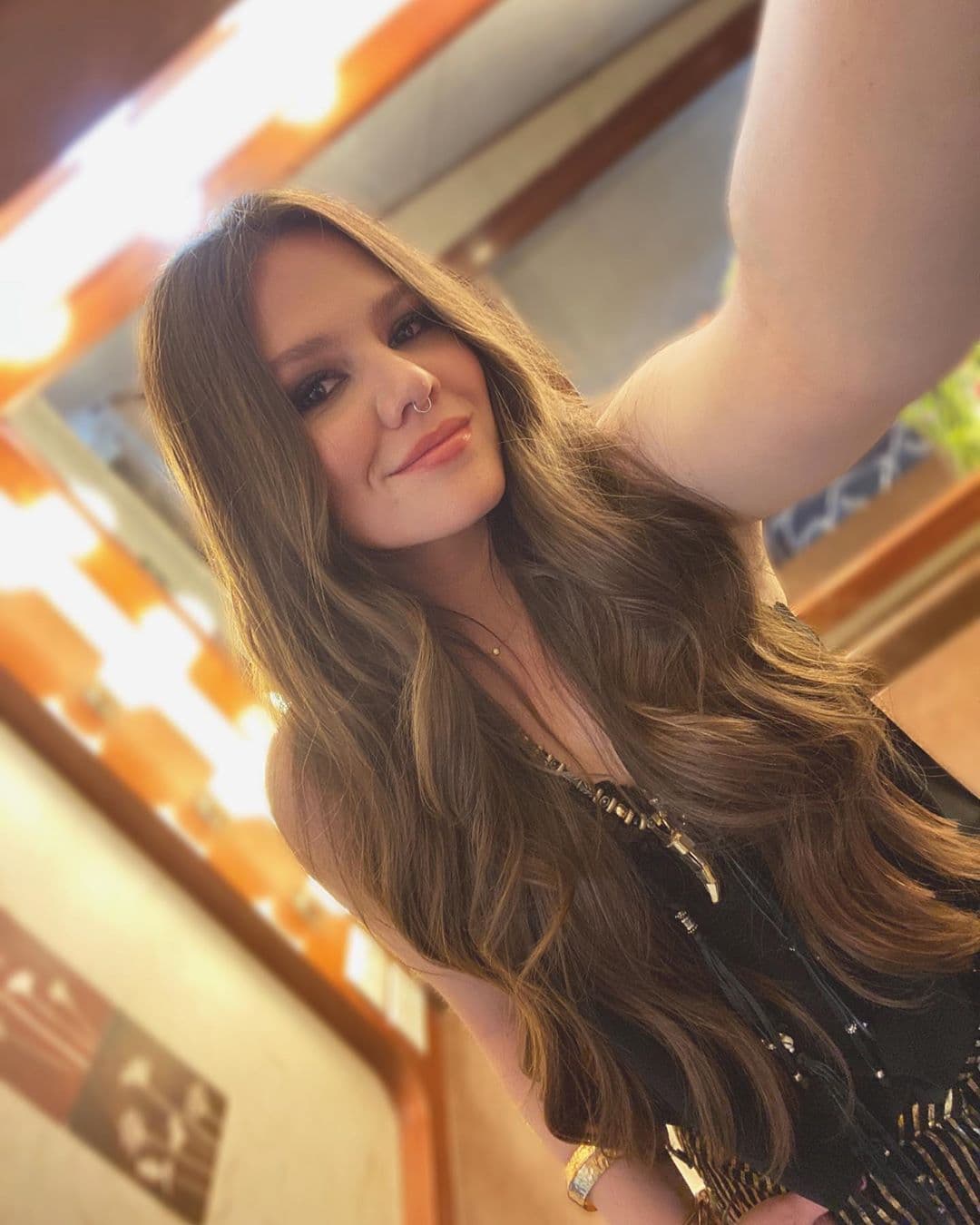 Joy Huerta muestra por primera vez a su esposa en este San Valentín