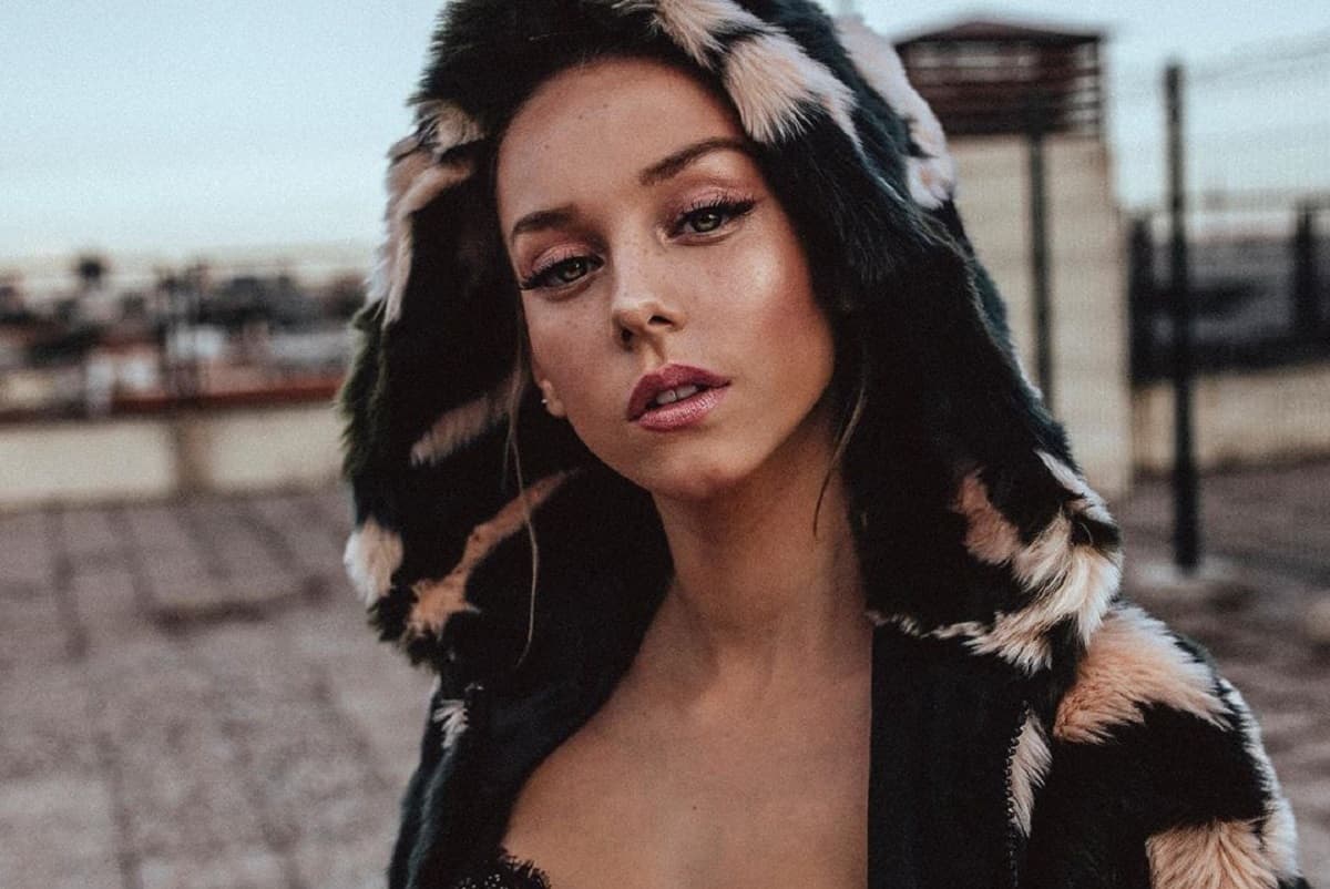 Ester Expósito baila reggaetón y los fans enloquecen