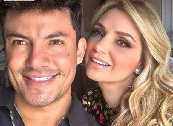 Captan a Angélica Rivera con cubrebocas “mal puesto” y se hace viral
