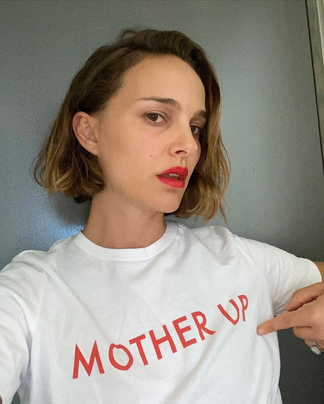 Natalie Portman y otras celebridades anuncian su propio equipo de futbol femenil