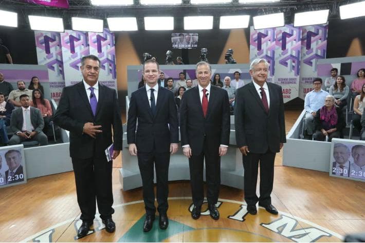 Con memes, un resumen de cómo se llevó a cabo el segundo debate presidencial