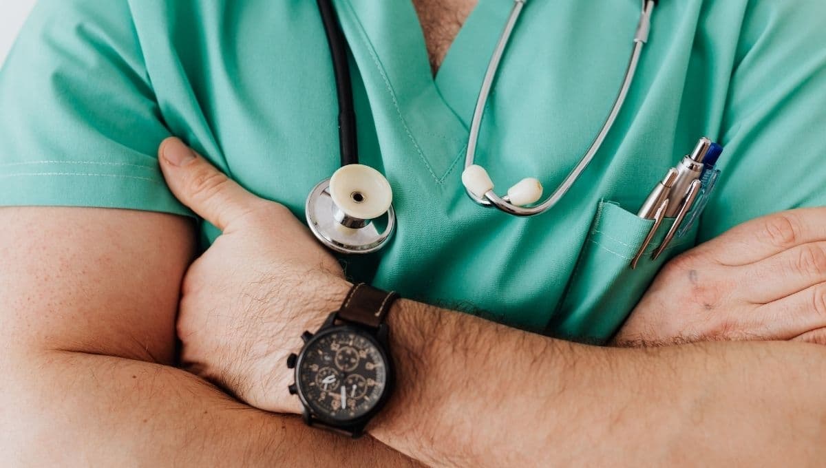 A los hombre también les da cáncer de mamá: todo lo que debes de saber