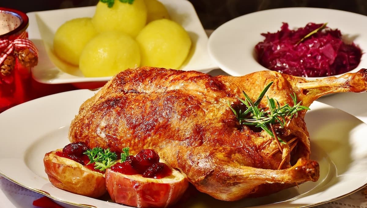 Cuida tu alimentación: evita el colesterol y los triglicéridos en las fiestas decembrinas