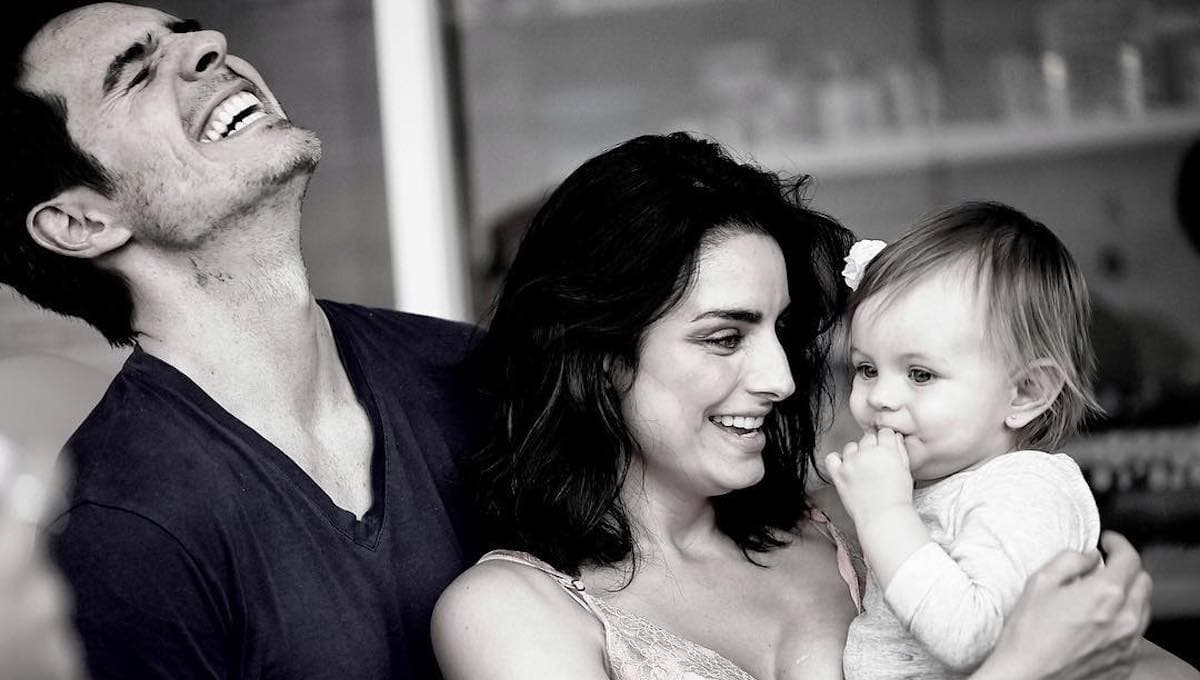 Aislinn Derbez rompe en llanto al hablar de su divorcio con Mauricio Ochmann, ¿lo extraña?