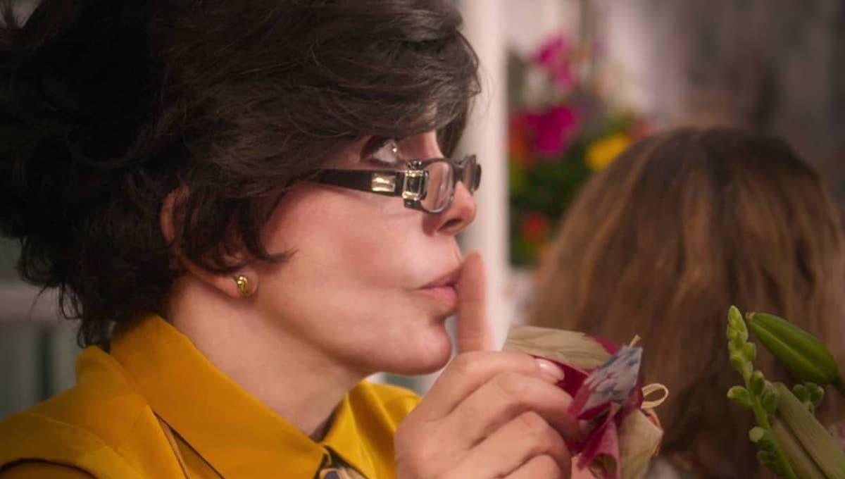 La Casa de las Flores: Verónica Castro ROMPE EL SILENCIO sobre su salida de la serie y desmiente a productor
