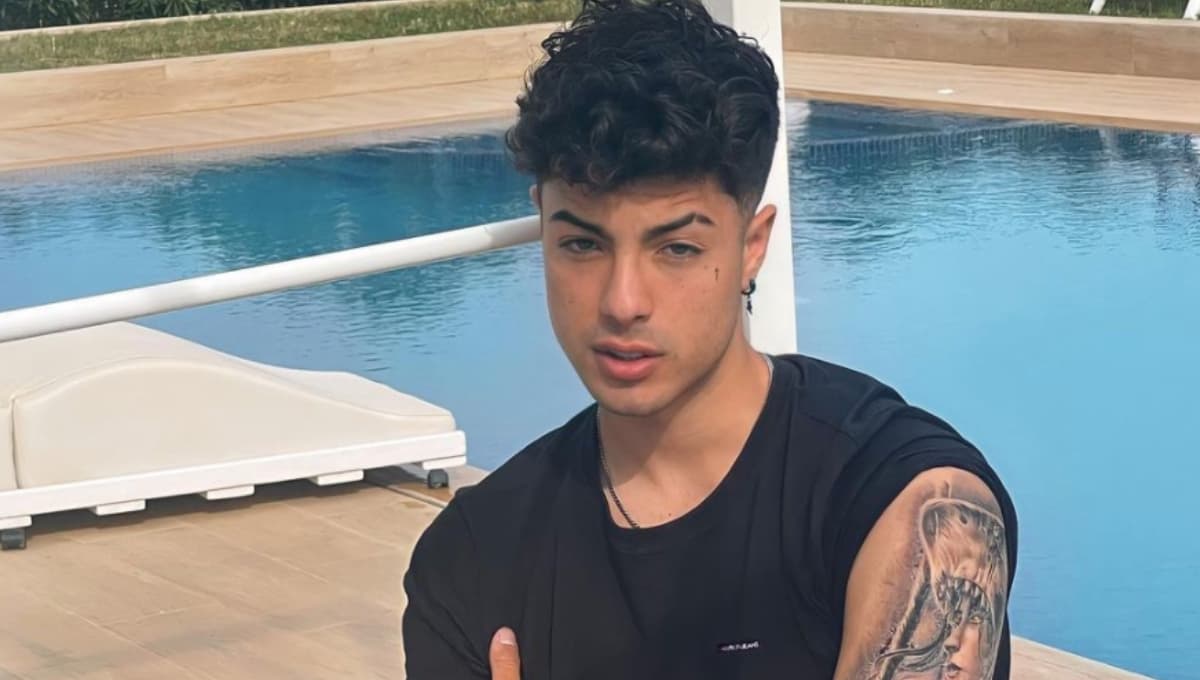 ¿Quién es Naim Darrechi y por qué lo critican en redes?