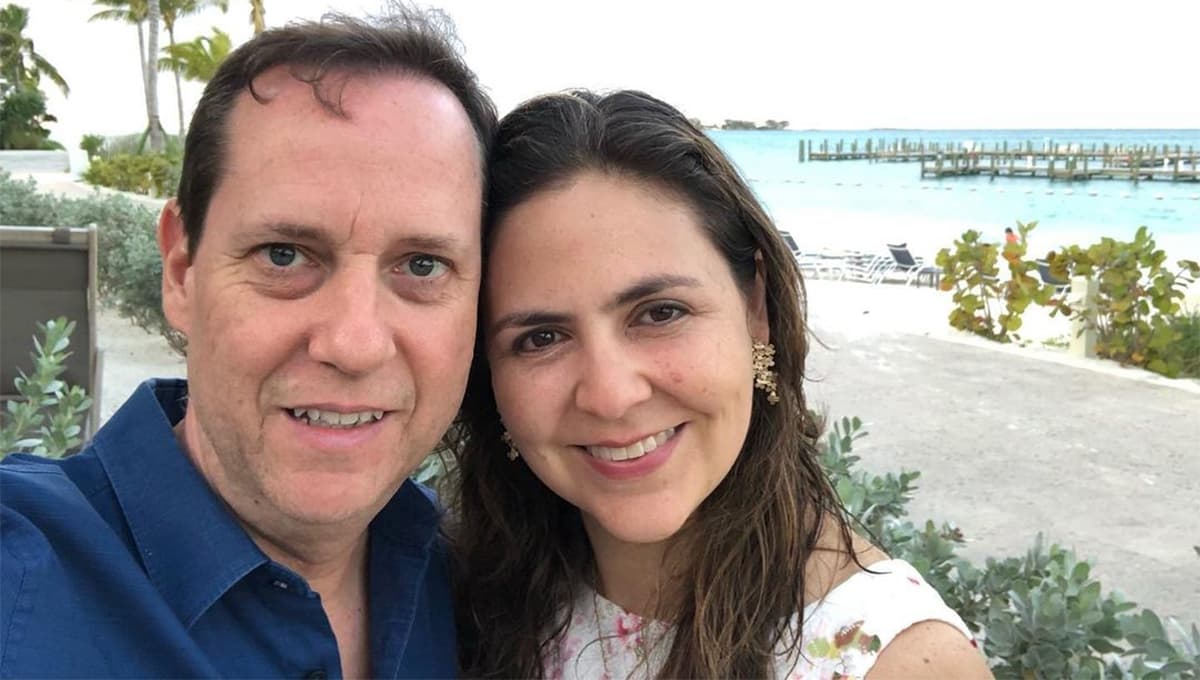 Paco Villa revela DETALLES del amorío con su hermanastra