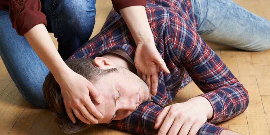 ¿Sabes qué debes hacer frente a un ataque de epilepsia?