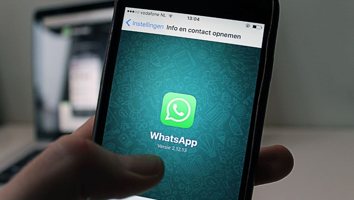 Paso a paso, cómo escribir con letras de colores en WhatsApp