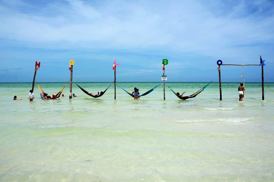 Holbox es la primera isla mexicana en prohibir el plástico