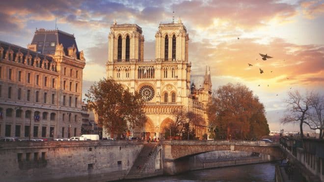 Notre Dame ofrecerá su primer misa luego del incendio