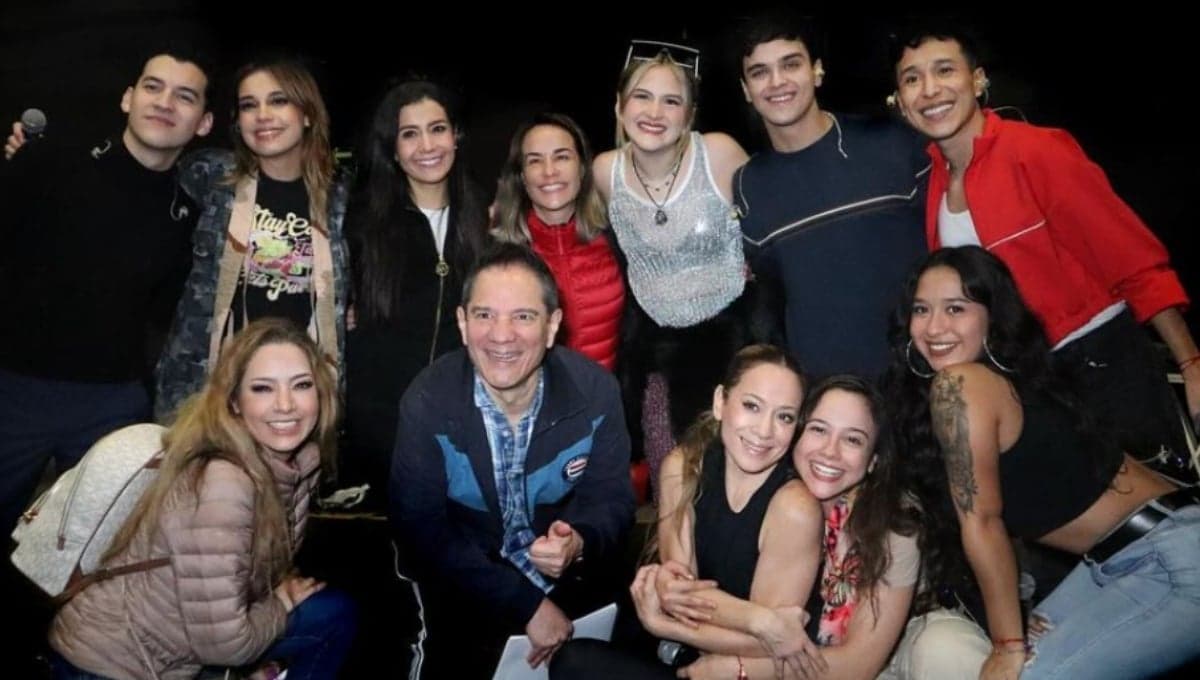 ¿Spoiler? Mar Rendón de La Academia se toma FOTO con alumnos de la nueva generación y aseguran que serán los finalistas