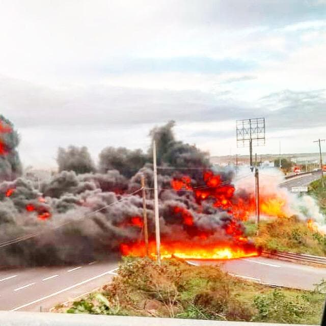 Estalla pipa con combustible en autopista Veracruz – Cardel