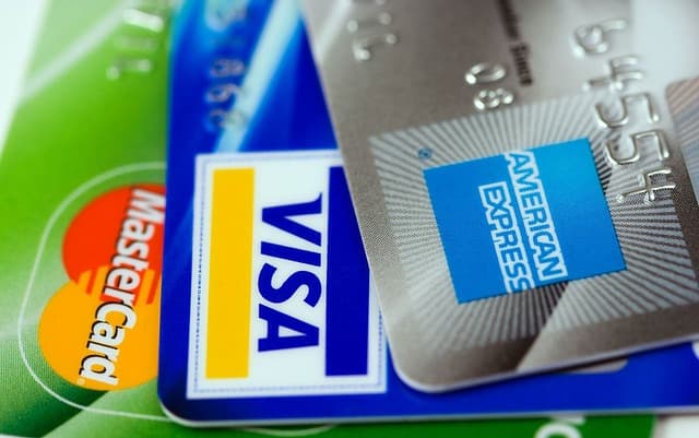 Estas son las tarjetas de crédito con intereses más altos por pago retrasado
