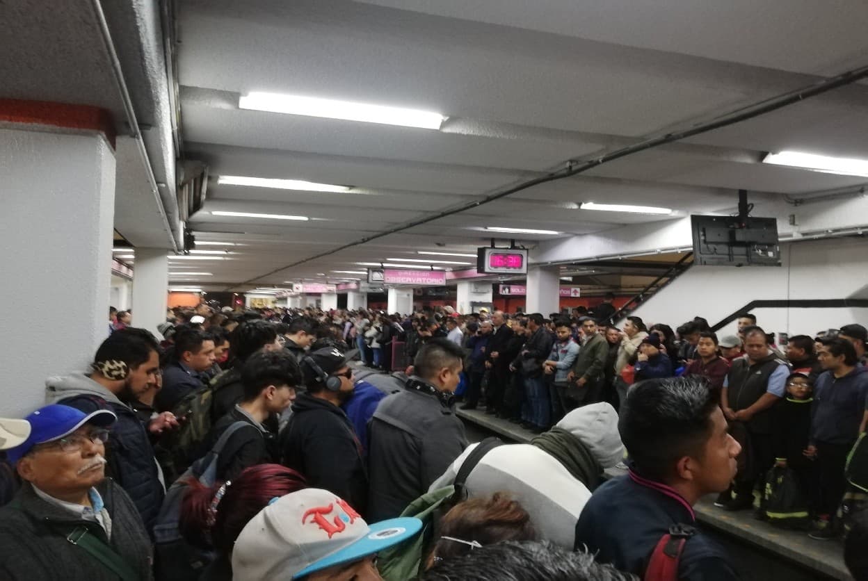 ¿Qué ocasionó los retrasos de la Linea 1 del Metro?