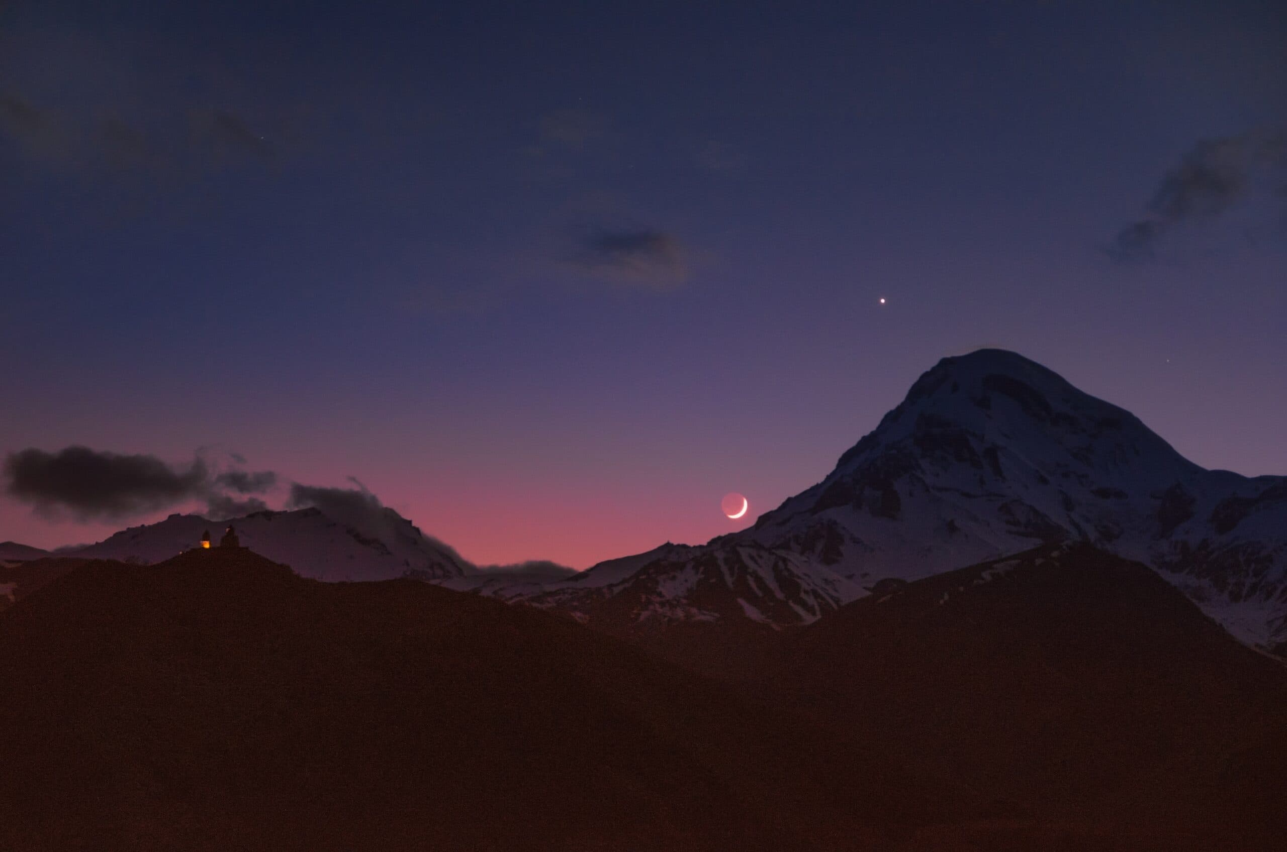Conjunción entre la Luna y Venus: ¿cuándo y a qué hora será?