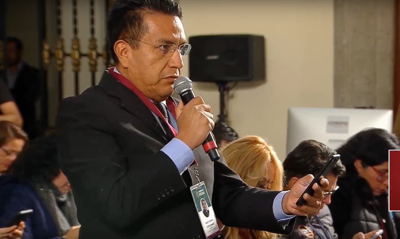 ¿Quién es Marco Olvera, el periodista que criticó el paro de mujeres?