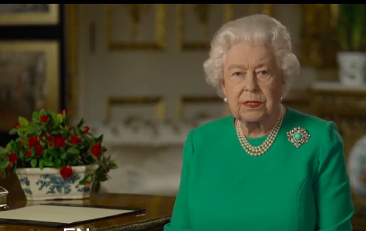 Reina Isabel II da un mensaje especial por el coronavirus