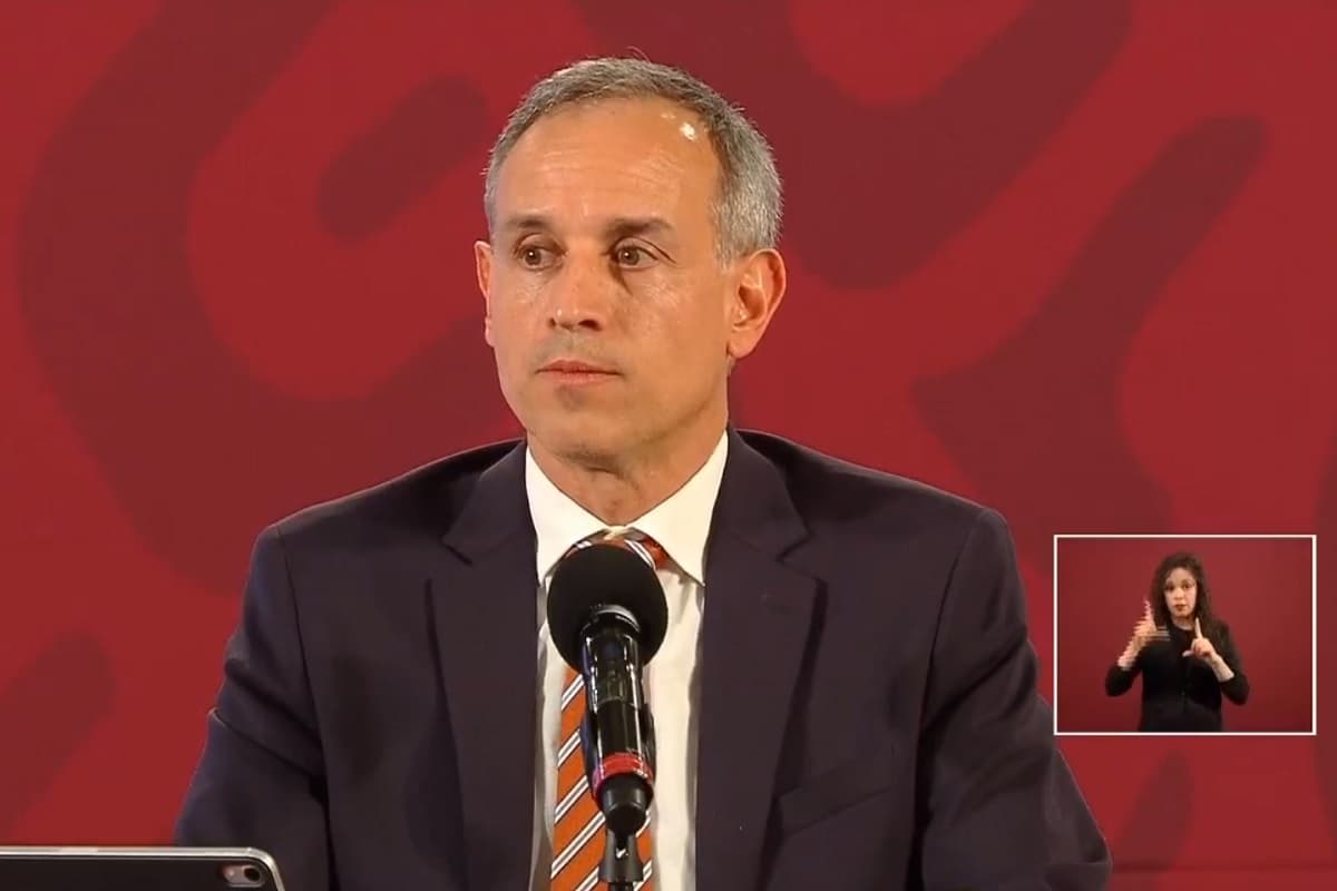 Gatell tose en la conferencia y usuarios se espantan
